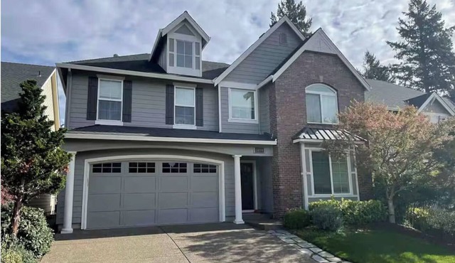 Sanctuary In The City - 4-bedroom house w/Garden in Happy Valley with AC in Happy Valley