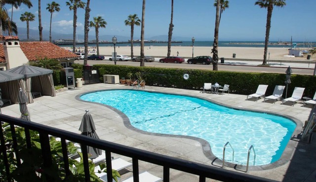 Santa Barbara Beachfront Escape! Pet Friendly Stay Steps to Stearns Wharf! in Santa Barbara