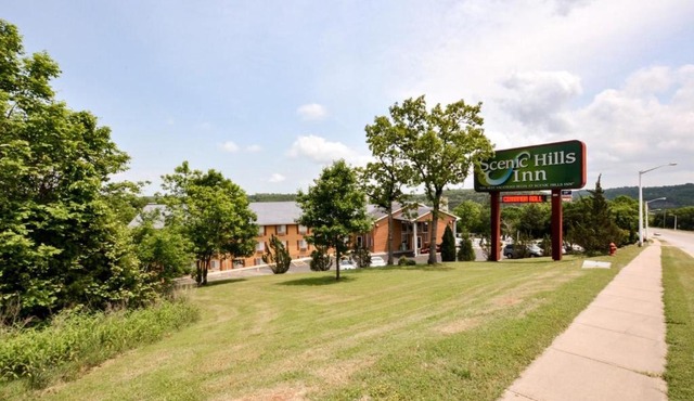 Scenic Hills Inn in Branson