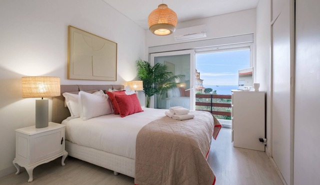 Seascape Apartment Unit 1 by Portugal Portfolio