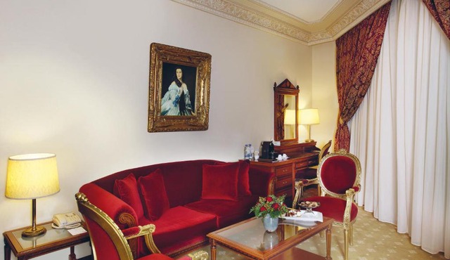 Serenada Golden Palace - Boutique Hotel