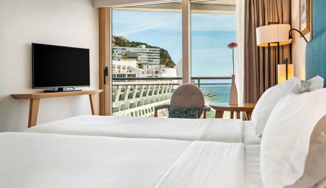 Sesimbra Oceanfront Hotel - Preferred Hotels and Resorts