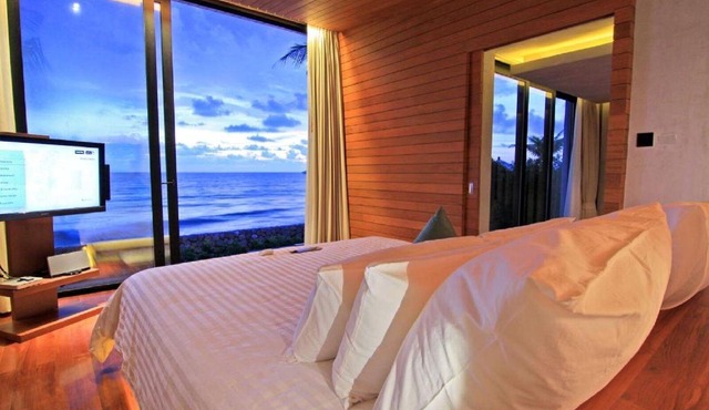 (SHA+)Beachfront Suite with Private Pool (BS4) in Takua Pa District
