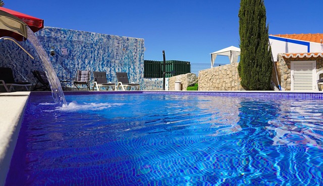 Spa Suite 5: Pool, Jacuzzi & Sauna