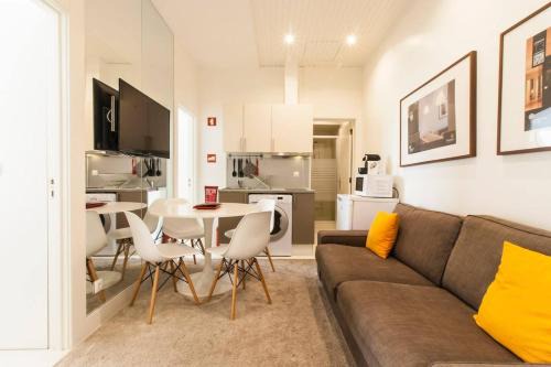 Spacious and Modern Apartment in the Center of Chiado