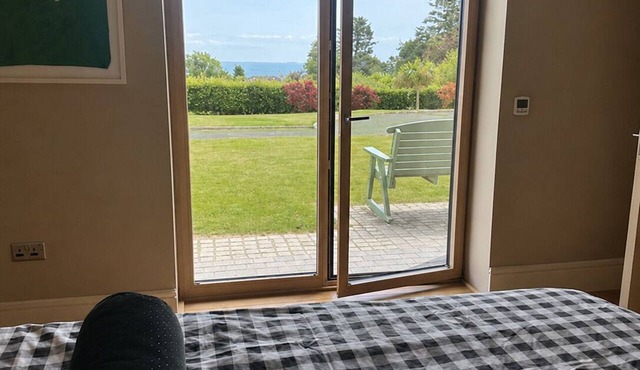Spacious Coastal Family Retreat in Greystones in Greystones