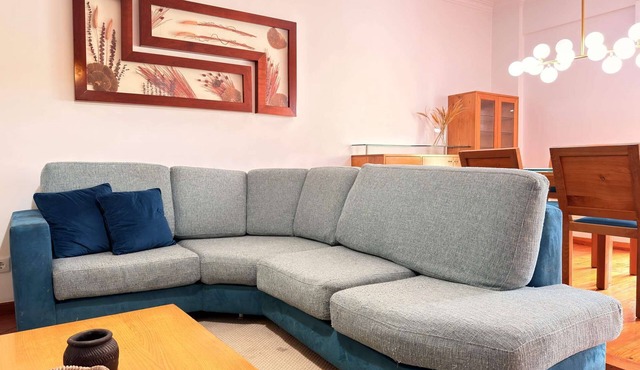Stay in a spacious 3-bedroom apartment just a 4-min walk from metro, Blue Line.