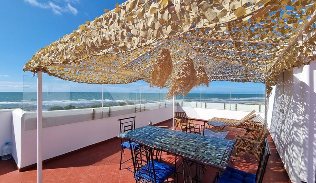 Studio seaside terrace panoramic ocean view in El Jadida