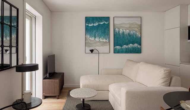 Stylish 2BR Retreat in Prime São Bento