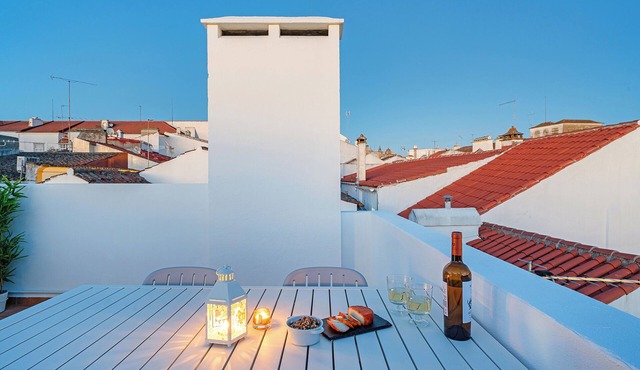 Stylish & Luminous, 2 Queen Size Beds, Historic Centre W/terrace