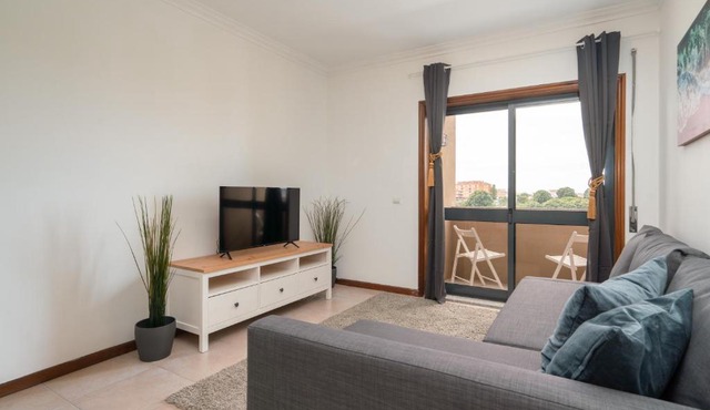 Sunny Cozy Flat w/Terrace - São João in Porto