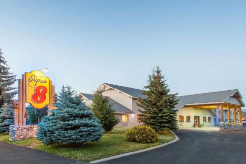 Super 8 by Wyndham McCall in McCall