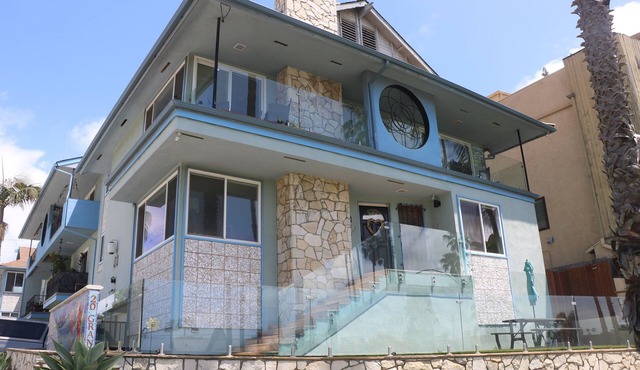 "The Grand".Full Ocean and Catalina Views.4 Bedrooms/4 Bathrooms/2500sqft in Long Beach