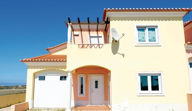 This comfortable, modern vacation villa is ideal for families with children.