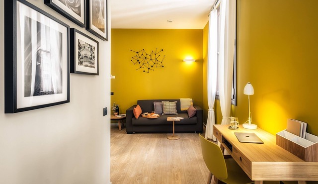 TOP CLASS 1 BDR | Terrace | Metro | Wifi | Elevator | Bike room | Desk