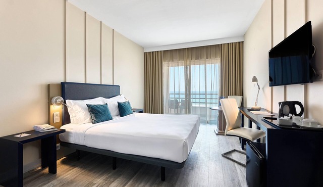 TRYP by Wyndham Lisboa Caparica Mar