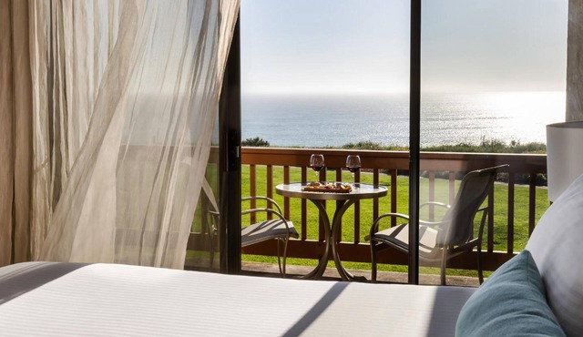 Two Bedroom Deluxe Villa | Full Kitchen & Fireplace. 5 Miles to Capitol Village in Aptos
