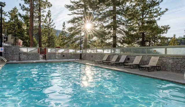 Two Kitchen-Equipped Villa w/Pools, Sauna, Sports Courts & On-Site Dining in Stateline