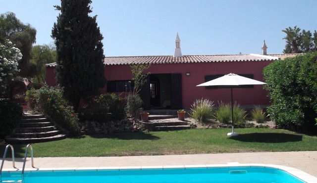 Typical House- Albufeira - Romantic and warm