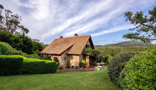 Villa Atlantico, nestled where Sintra Mountains meet Atlantic ocean