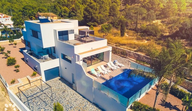 Villa CABALLITO DE MAR by Abahana Villas