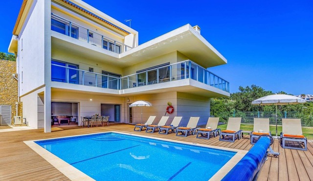 Villa Casa Joao by Villa Plus
