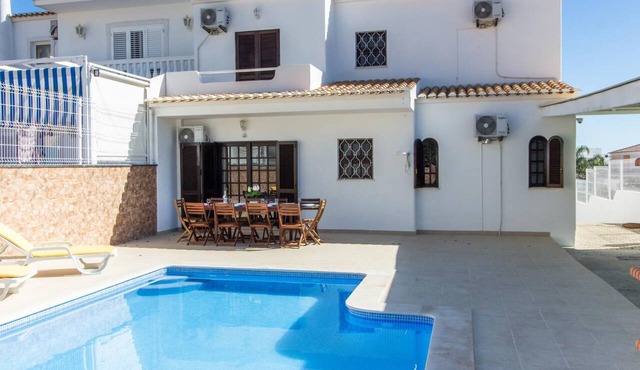 Villa Dogueno by Stay ici