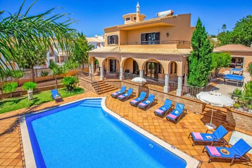 Villa Karlia by Villa Plus