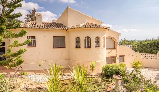 Villa near Montgó with Pool and Beach in Javea