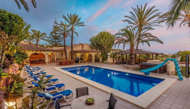 Villa OHANA by Abahana Villas in Teulada