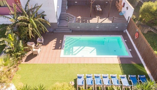 Villa Seabreeze | Private Heated Pool | Ocean View | Near Ericeira