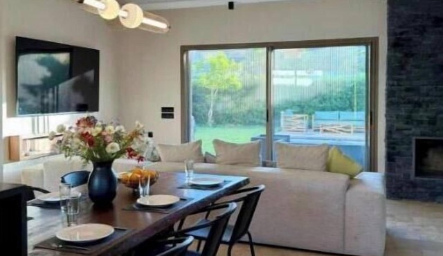 Villa Silya – Private Pool Villa Steps from the Beach in Sidi Rahal in Sidi Rahal Chatai