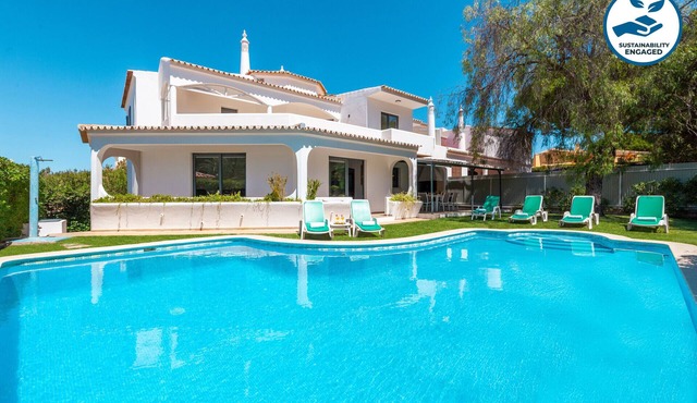 Villa with private pool in Vilamoura