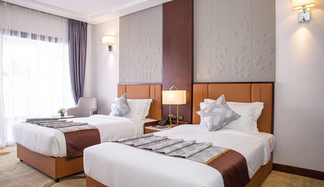 Waves Aqua Hotel