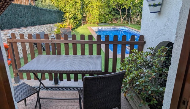 Winahost Apartamento la Piscina de Creixell
