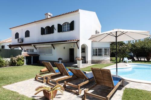 Sesimbra Stylish Villa 