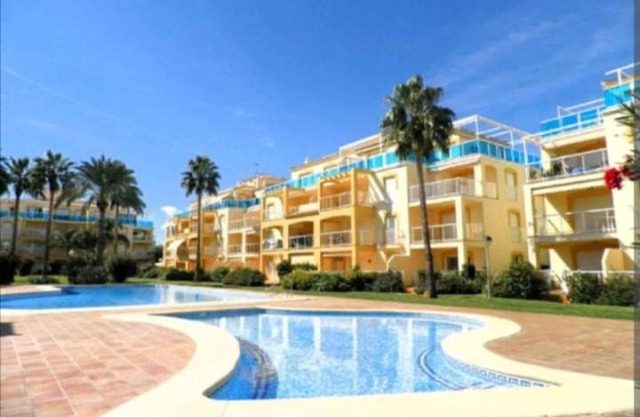La Riviera 