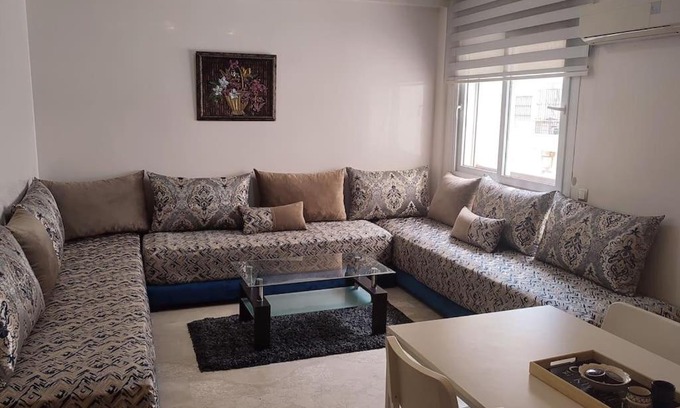 Bourgogne Apartment | Appartement la corniche 26
