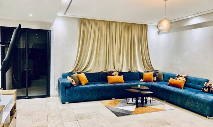 SOUR JDID Apartment | Cosy 80 m² apartment with terrace, balcony, 5 min from Hassan II mosque