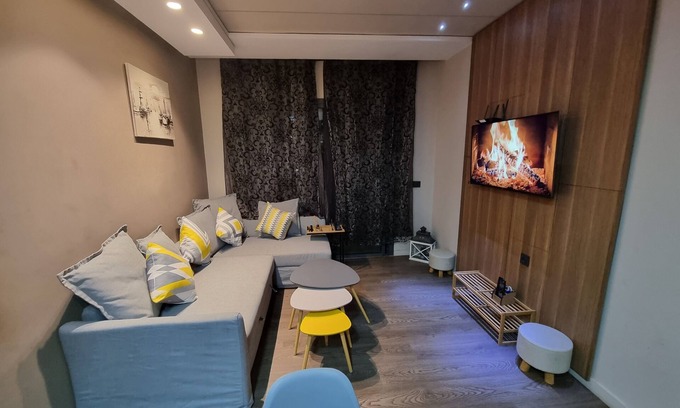 Racine Apartment | Cosy Appartement Au Centre de Casablanca