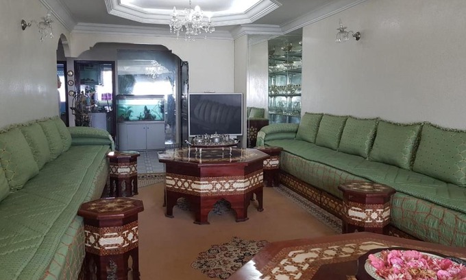 SOUR JDID Apartment | Furnished apartment in the city center and close to the sea