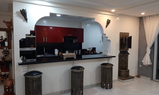 El Mansouria Apartment | Luxurious Marbella Beach Mansouria Apartment