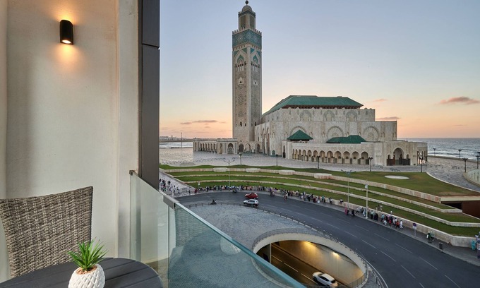 SOUR JDID Apartment | TheCasaEdition Sea view & Mosque Hassan2