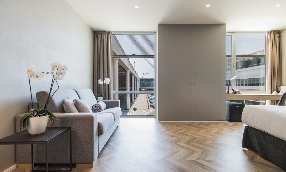 El Prat de Llobregat Hotel | Sleep & Fly