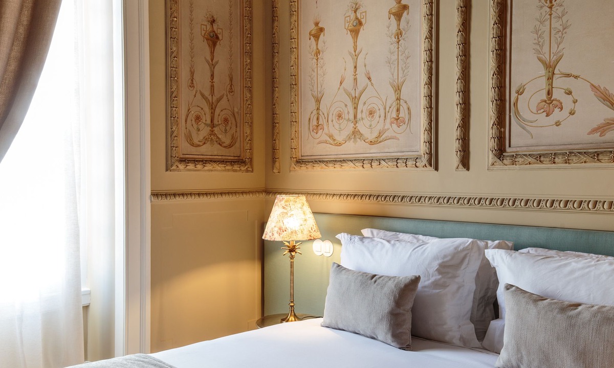 Lisbon Old Town Hotel | Dear Lisbon -Valmor Palace