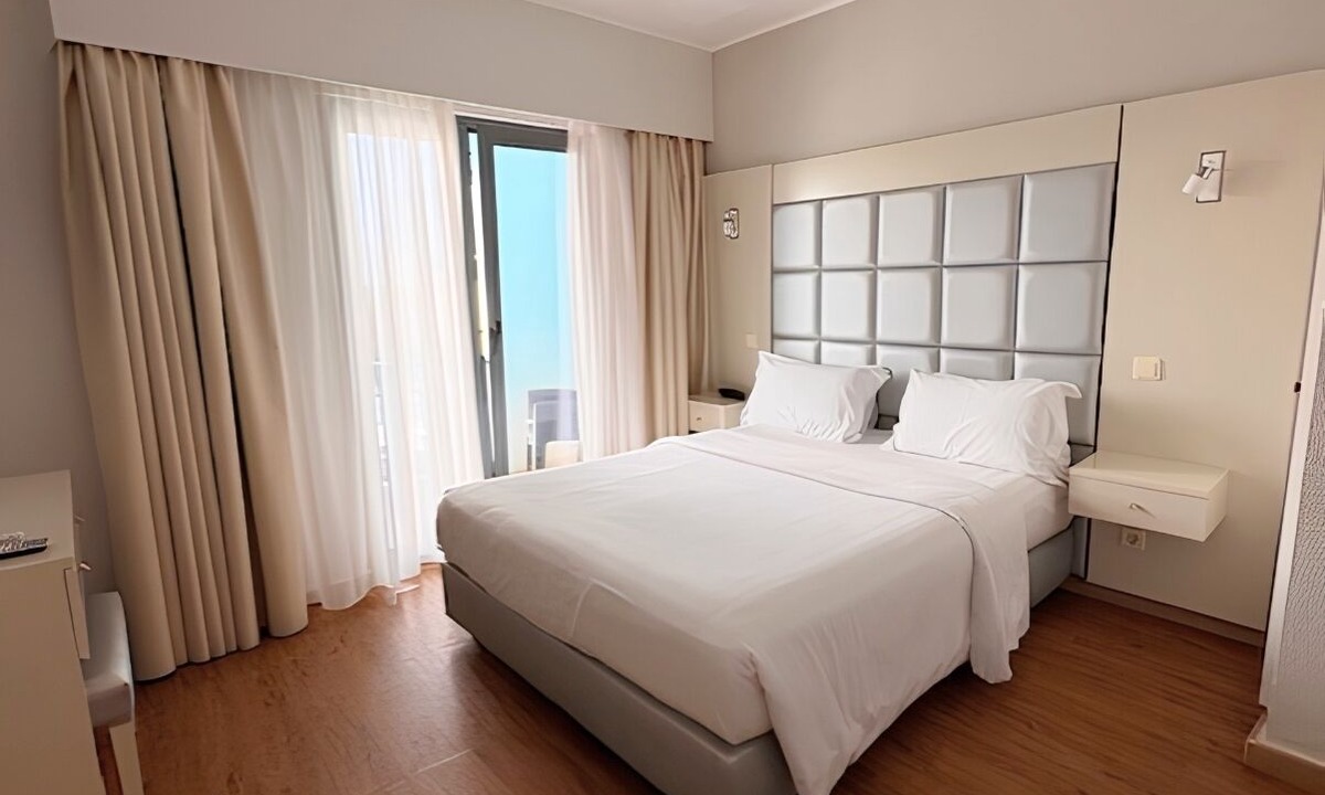 Santa Eulalia Hotel | Hotel Santa Eulália Bay