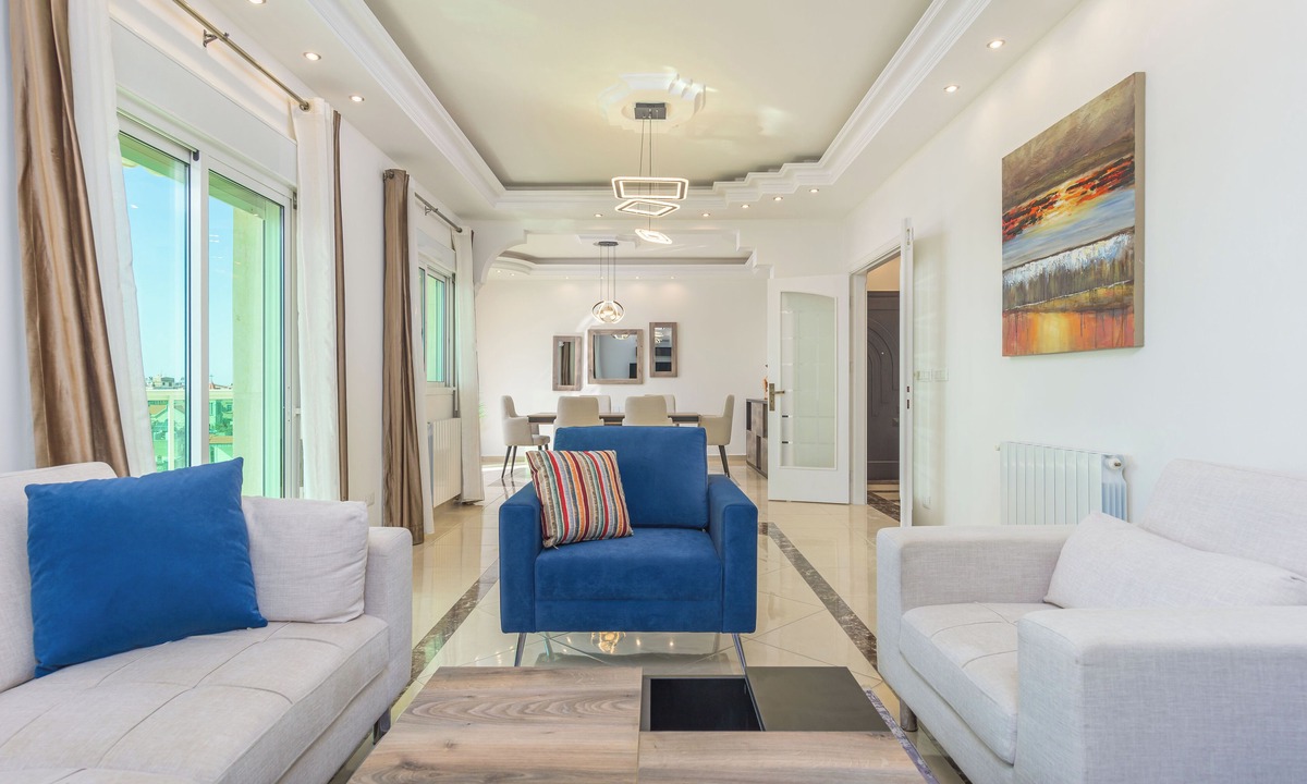 Aley Apartment | Glint 3-Bedroom Apartment & Balcony in Aley