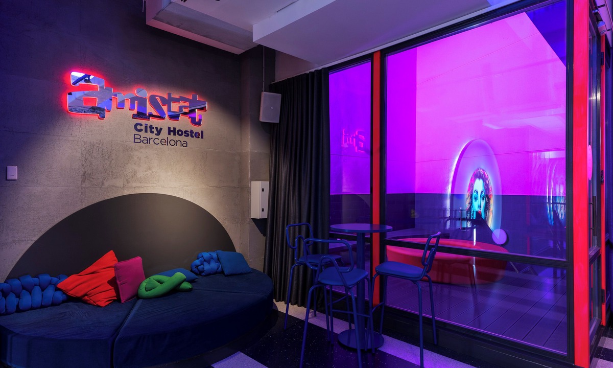 Navas Hostel | Amistat City Hostel Barcelona