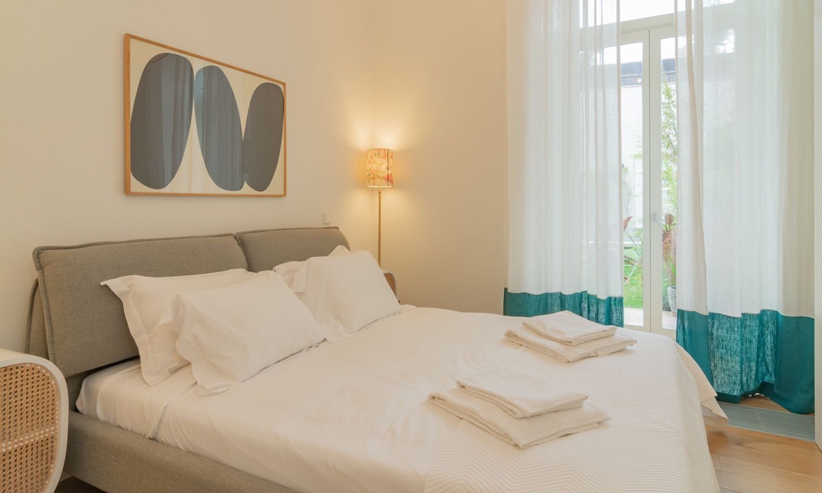 Sao Jose Apartment | Liberdade Garden by LovelyStay