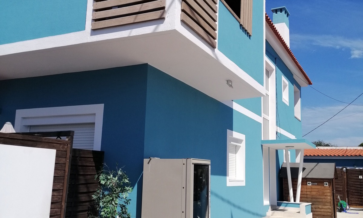 Costa de Caparica Apartment | Lisbon Beach Apartments 2. Beach 500 Mts, terrace, barbecue, pets welcome.
